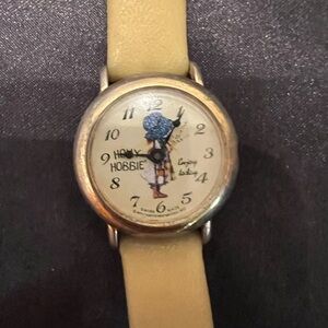 VTG  1972 Holly Hobbie Yellow Band Watch